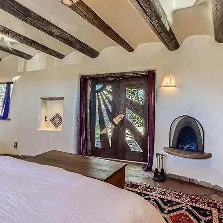 Villa Rare And Striking Handcrafted Sanctuary With